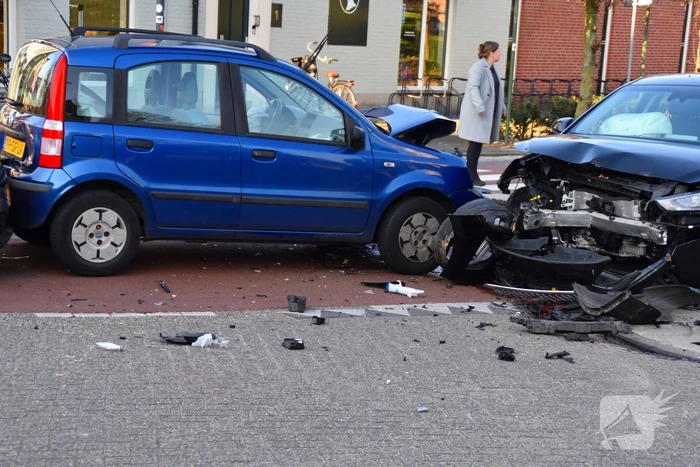 Meerdere voertuigen betrokken bij ongeval