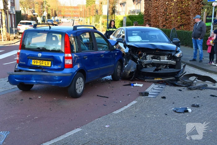 Meerdere voertuigen betrokken bij ongeval