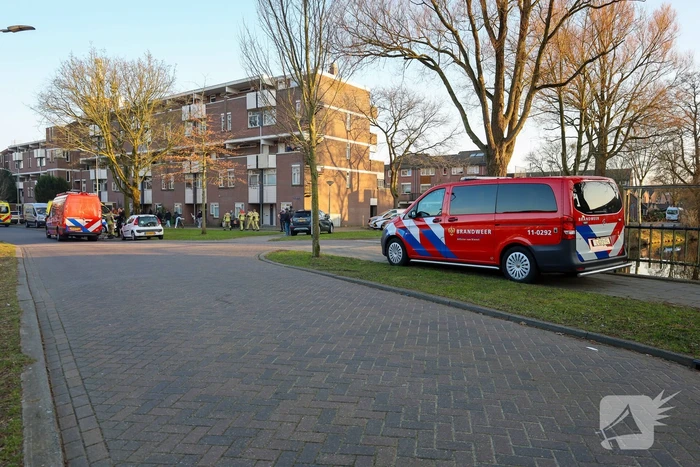 Kind in het water gered door omstanders