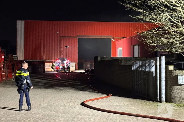 Flinke rookontwikkeling door brand bij afvalverwerkingsbedrijf