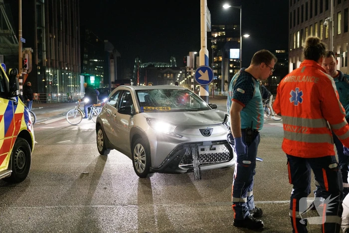 Scooterrijder aangereden op kruising door automobilist