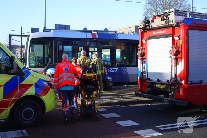 Botsing tussen tram en auto