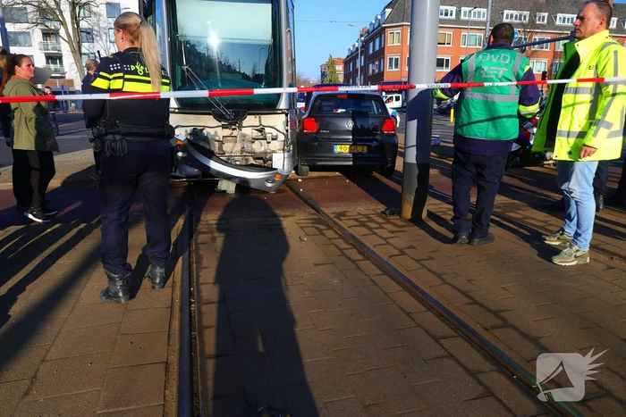 Botsing tussen tram en auto