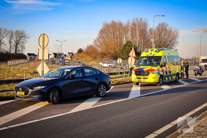 Scooterrijder gewond bij aanrijding door automobilist