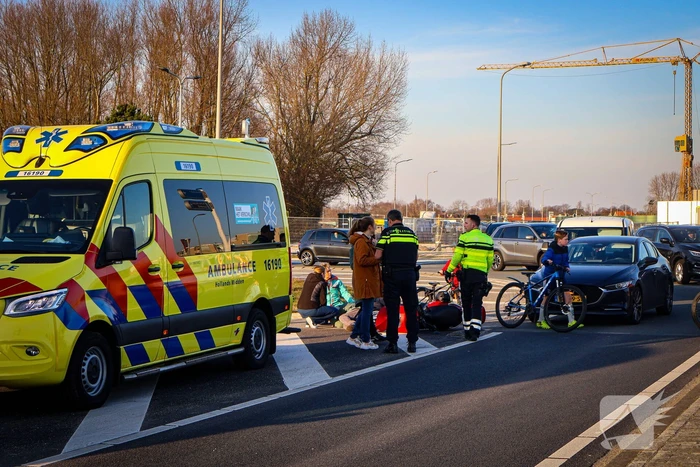 Scooterrijder gewond bij aanrijding door automobilist