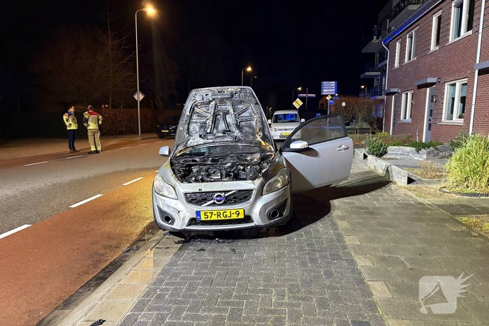 Brand in motorcompartiment tijdens rit