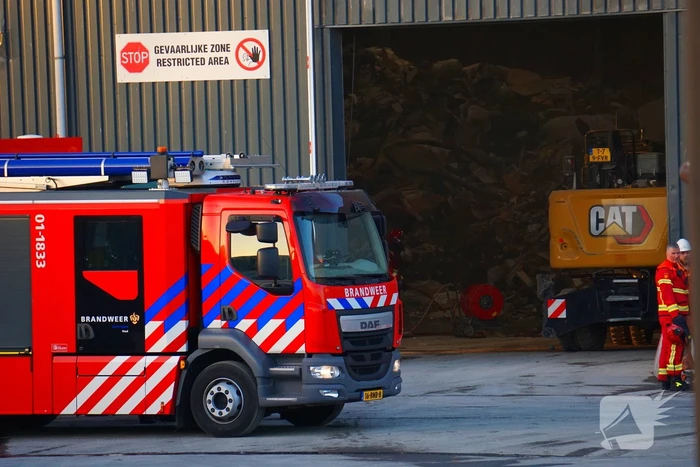 Brandweer ingezet voor brand bij afvalverwerker