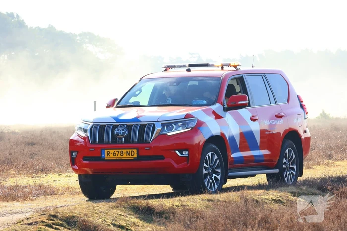 Brandweer oefent grote natuurbrand