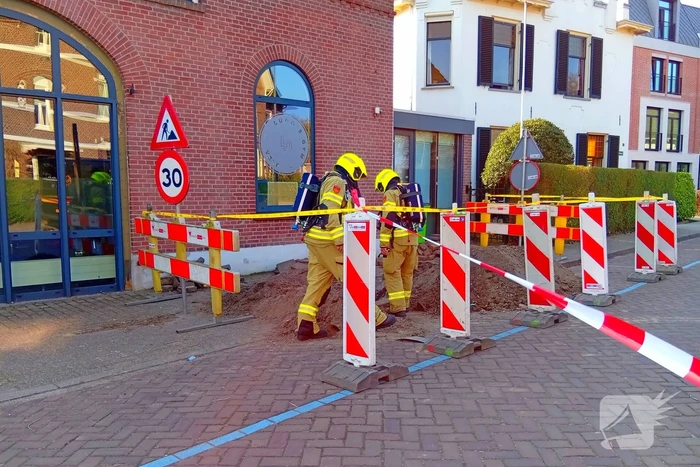 Brandweer onderzoekt situatie na gaslek