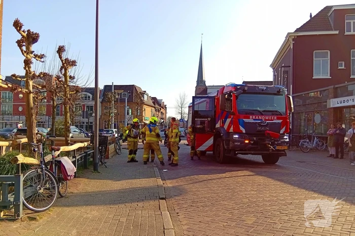 Brandweer onderzoekt situatie na gaslek