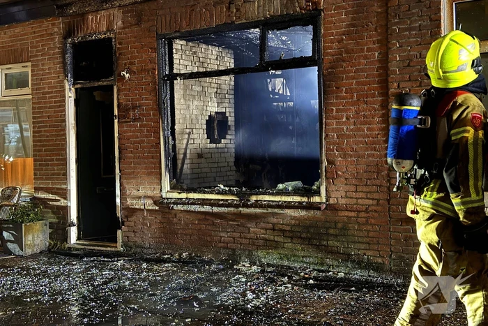 Brand in woning leidt tot gewonden