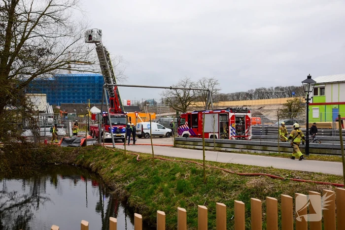 Flinke rookontwikkeling bij brand op dakterras