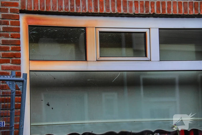 Enorme schade aan woning na heftige brand