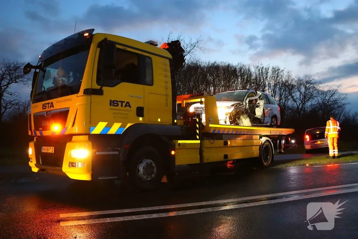 Gewonde naar ziekenhuis na aanrijding