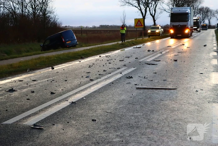 Gewonde naar ziekenhuis na aanrijding