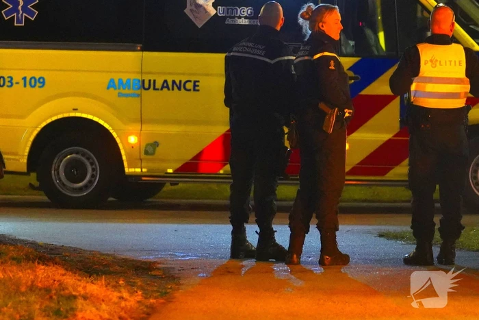 Fietser valt in sloot en raakt gewond