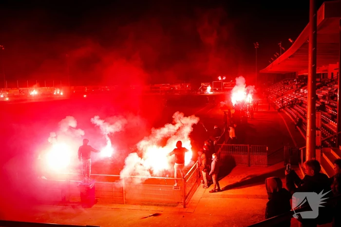 Voetballers op scherp gezet met sfeeractie