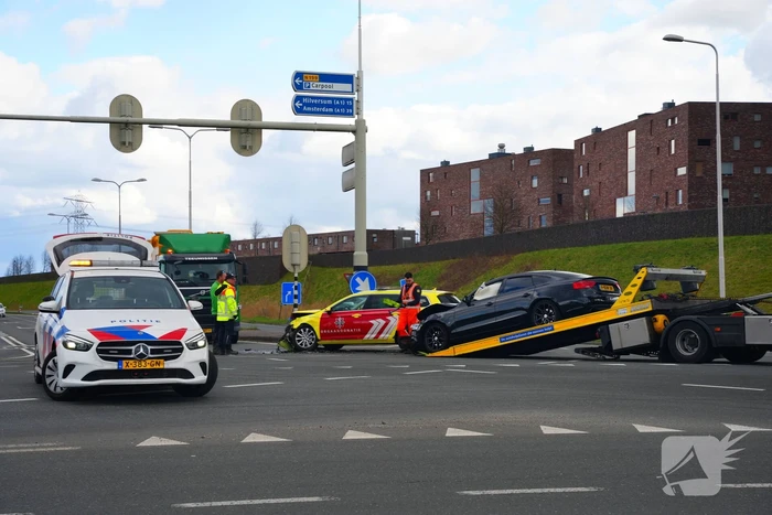 Ongeval tussen orgaan vervoerder en personenwagen