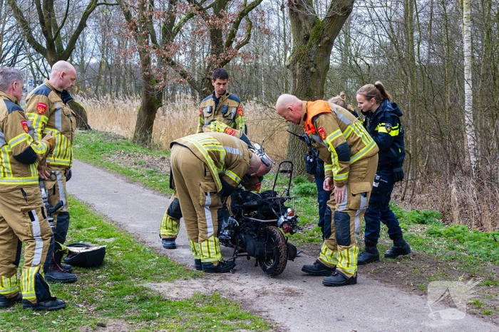 Scooter gaat in vlammen op
