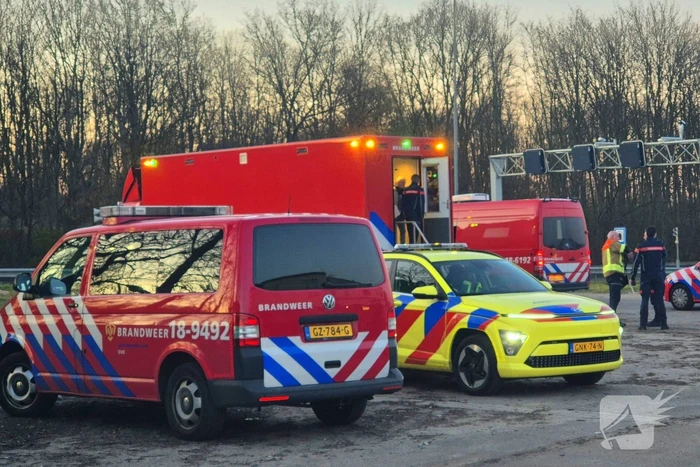 Brandende auto's in tunnel zorgen voor flinke file