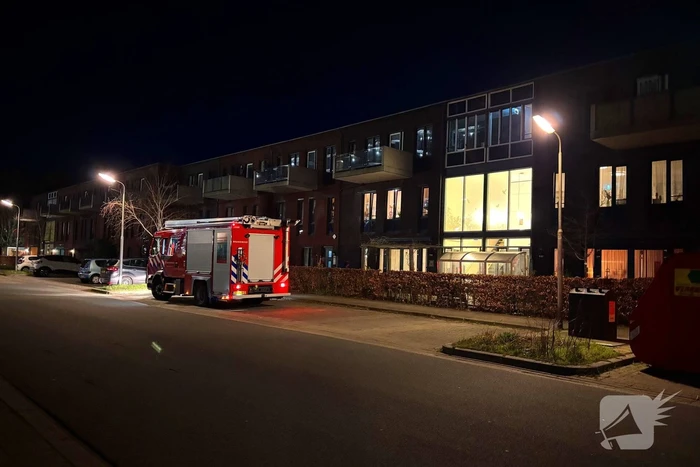 Brandweer voert nacontrole uit in woning