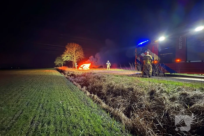 Voertuigbrand moeilijk te bestrijden
