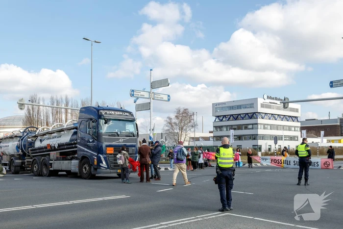 Transportverkeer haven- en industriegebied gehinderd door demonstratie