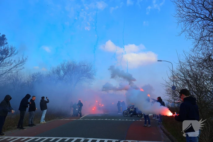 Vuurwerk en spanning tijdens klassieker