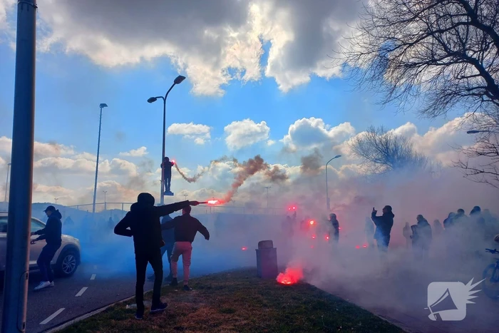Vuurwerk en spanning tijdens klassieker