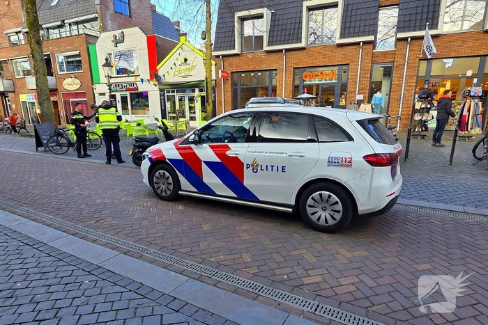 Scooterrijder en fietser ten val na botsing