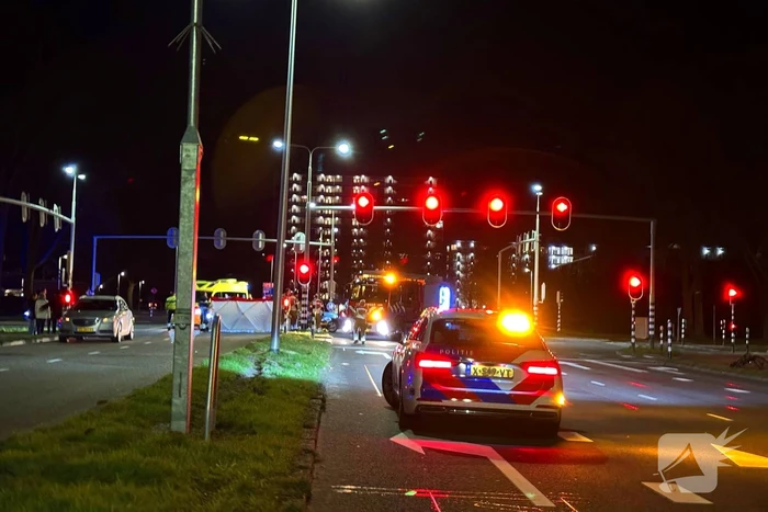 Persoon overleden bij aanrijding tussen auto en fiets