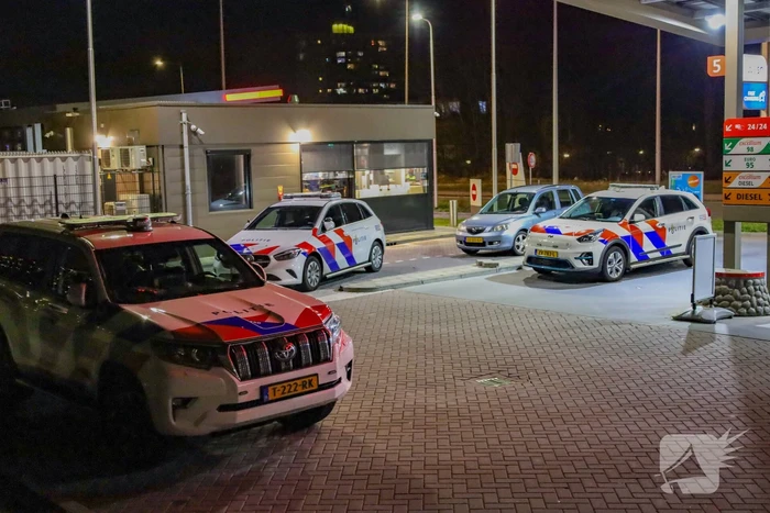 Politie zoekt verdachten overval op tankstation