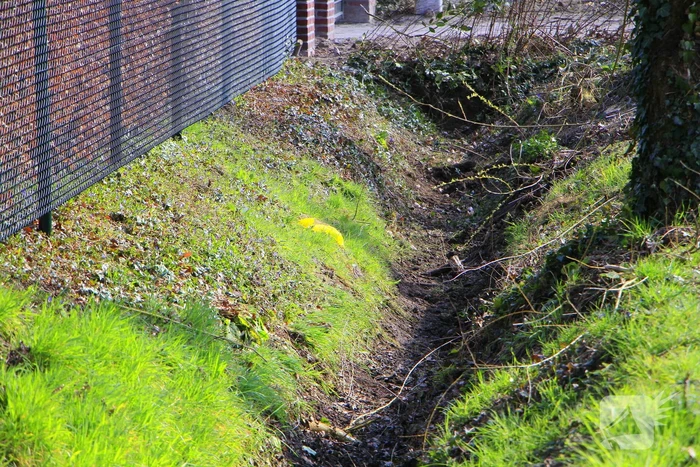 Gasleiding geraakt tijdens snoei werkzaamheden in sloot