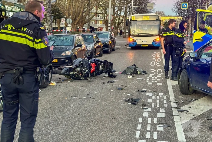 Motorrijder ernstig gewond bij aanrijding