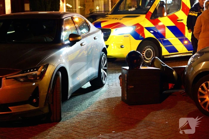 Maaltijdbezorger gewond bij aanrijding