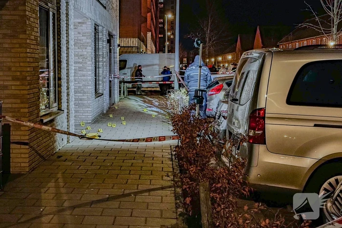 Stoep bezaaid met kogelhulzen na schietpartij bij woning