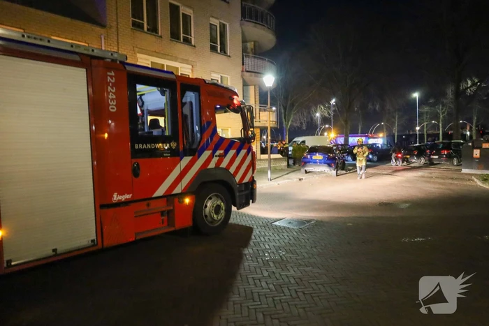 Flatgebouw ontruimd na grote brand in meerdere schuren