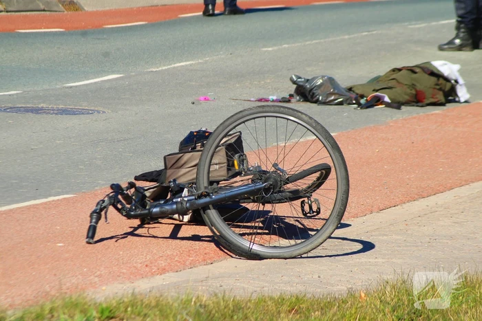 Fietser aangereden door motorrijder