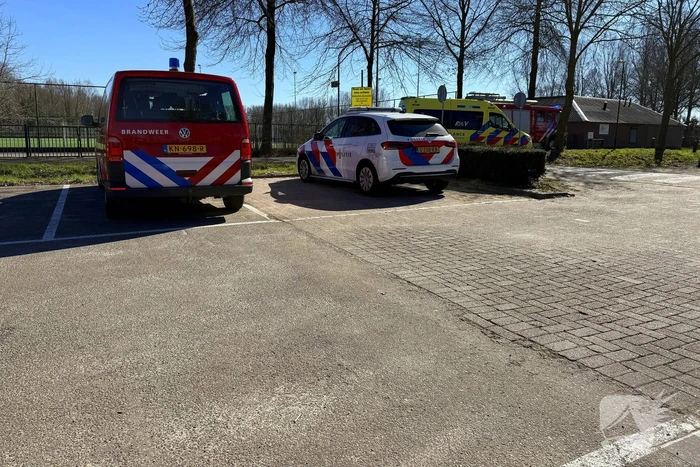 Hulpdiensten ingezet voor persoon te water