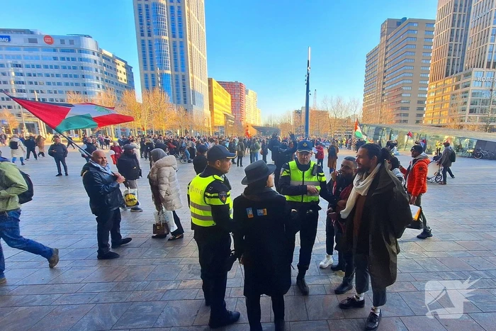 Pro Palestina demonstratie voor centraal station