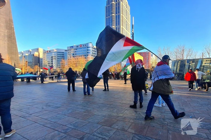 Pro Palestina demonstratie voor centraal station