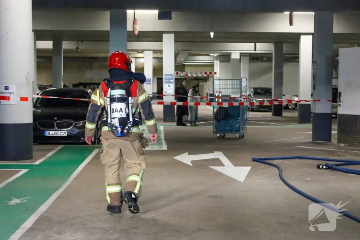 Brand in containerruimte van hotel