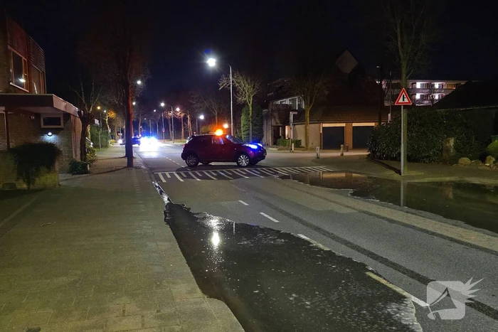 Straten onder water door leidingbreuk