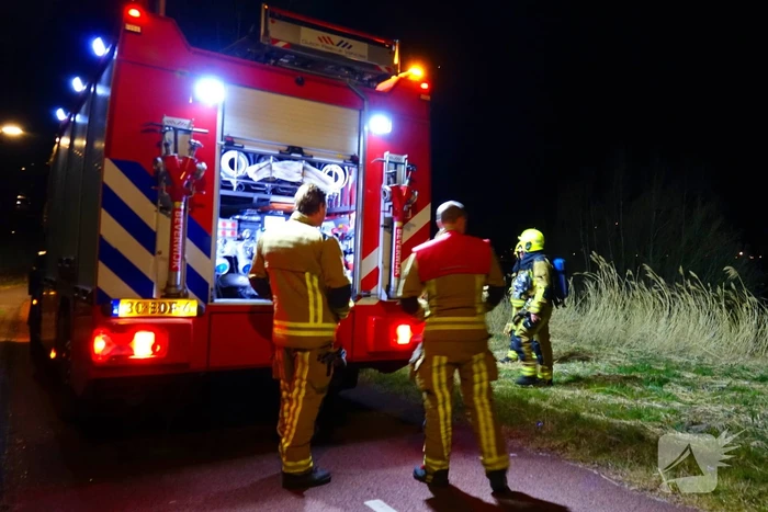 Brandweer bestrijdt natuurbrand