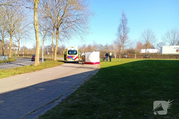 Fietser gaat onderuit op fietspad