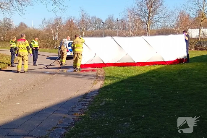 Fietser gaat onderuit op fietspad