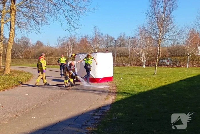 Fietser gaat onderuit op fietspad