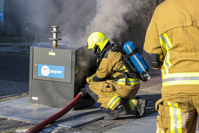 Brand in container veroorzaakt rookoverlast