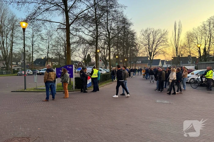 Bewoners demonstreren tegen AZC
