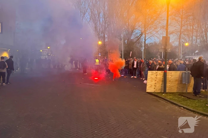 Bewoners demonstreren tegen AZC